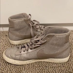 nike blazer snakeskin sneaker